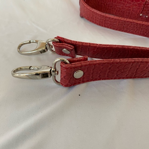 Crossbody Strap, Croc Embossed, Red, Silver Hardware, Strap Drop 21” - Picture 6 of 9